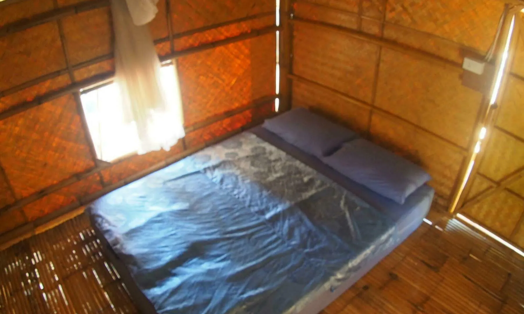 Hatzanda Bamboo House Ko Lanta 0*,  Thailand